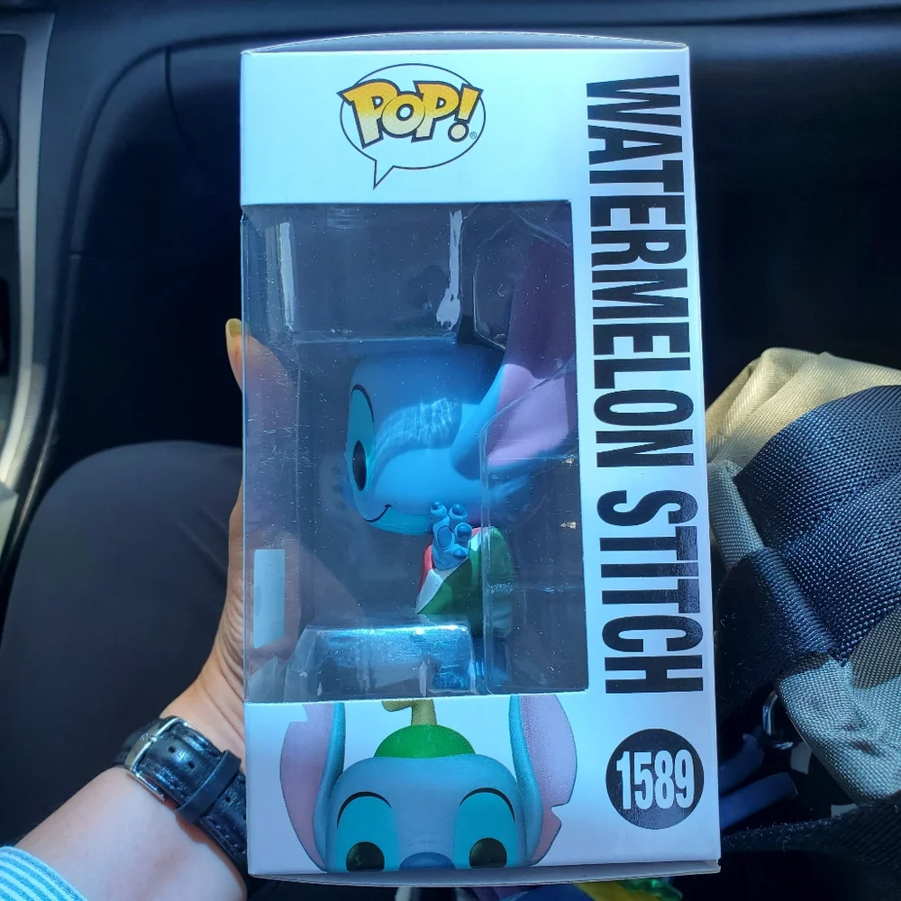Watermelon Stitch Limited Edition 9500 pcs funko pop Exc Lilo and Stitch #1589